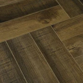 2306 Дуб Амбарный