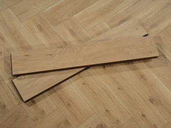 515 Дуб Плимут
